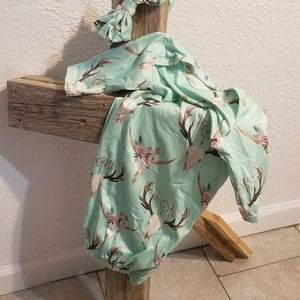 infant night gown with matching bow